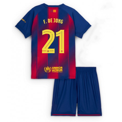 Detský Futbalový Dres Komplet FC Barcelona Frenkie de Jong #21 2025/26 Domáci – s trenírkami 1 Dětský Barcelona Frenkie de Jong #21 2025-26 Futbalové dresy Domáci (+ trenírky)