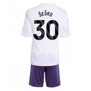 Detský Futbalový Komplet Manchester United Benjamin Sesko #30 2025/26 Vonkajší Dres – s trenírkami