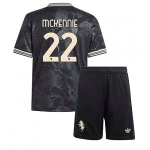 Detský futbalový komplet Juventus Weston McKennie #22 2025/26 – Tretí futbalový dres s trenírkami