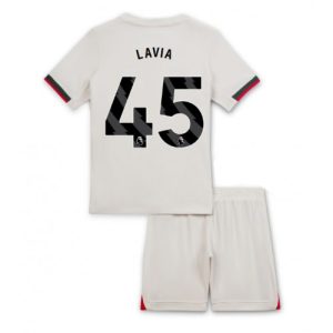 lacne dětský futbalové dres chelsea romeo lavia #45 2025 26 preč kompletyLacne Dětský Futbalové dres Chelsea Romeo Lavia #45 2025-26 Preč Komplety