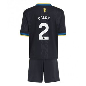 lacne dětský futbalové dres komplety manchester united diogo dalot #2 2025 26 tretinaLacne Dětský Futbalové dres Komplety Manchester United Diogo Dalot #2 2025-26 Tretina