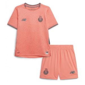 lacne dětský futbalové dres porto 2025 26 preč kompletLacne Dětský Futbalové dres Porto 2025-26 Preč Komplet