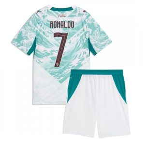 Portugalsko vonkajší futbalový komplet MS 2026 detský – Cristiano Ronaldo #7 (dres + šortky)